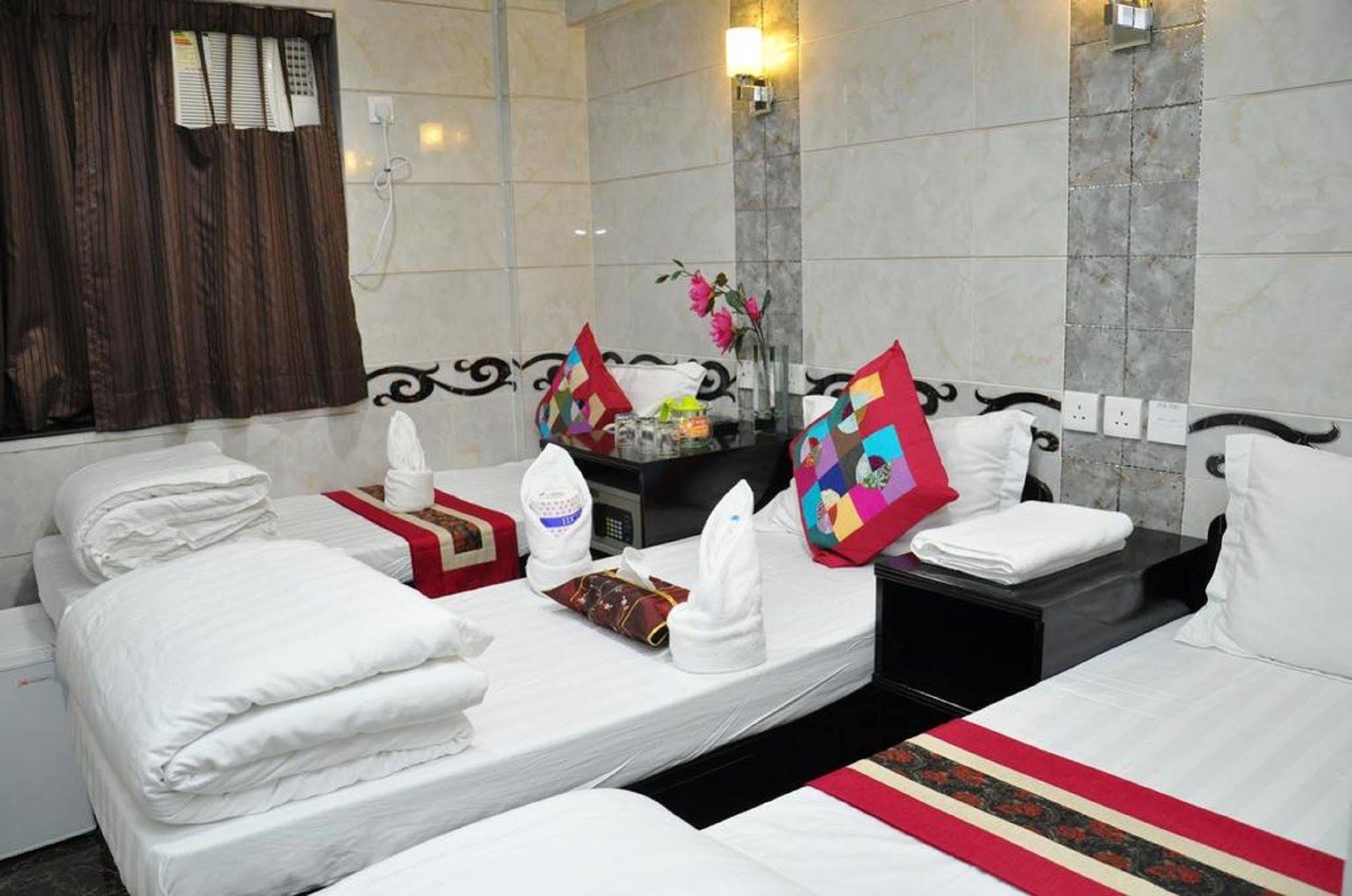 Pearl Premium Guest House Hong Kong Exterior photo