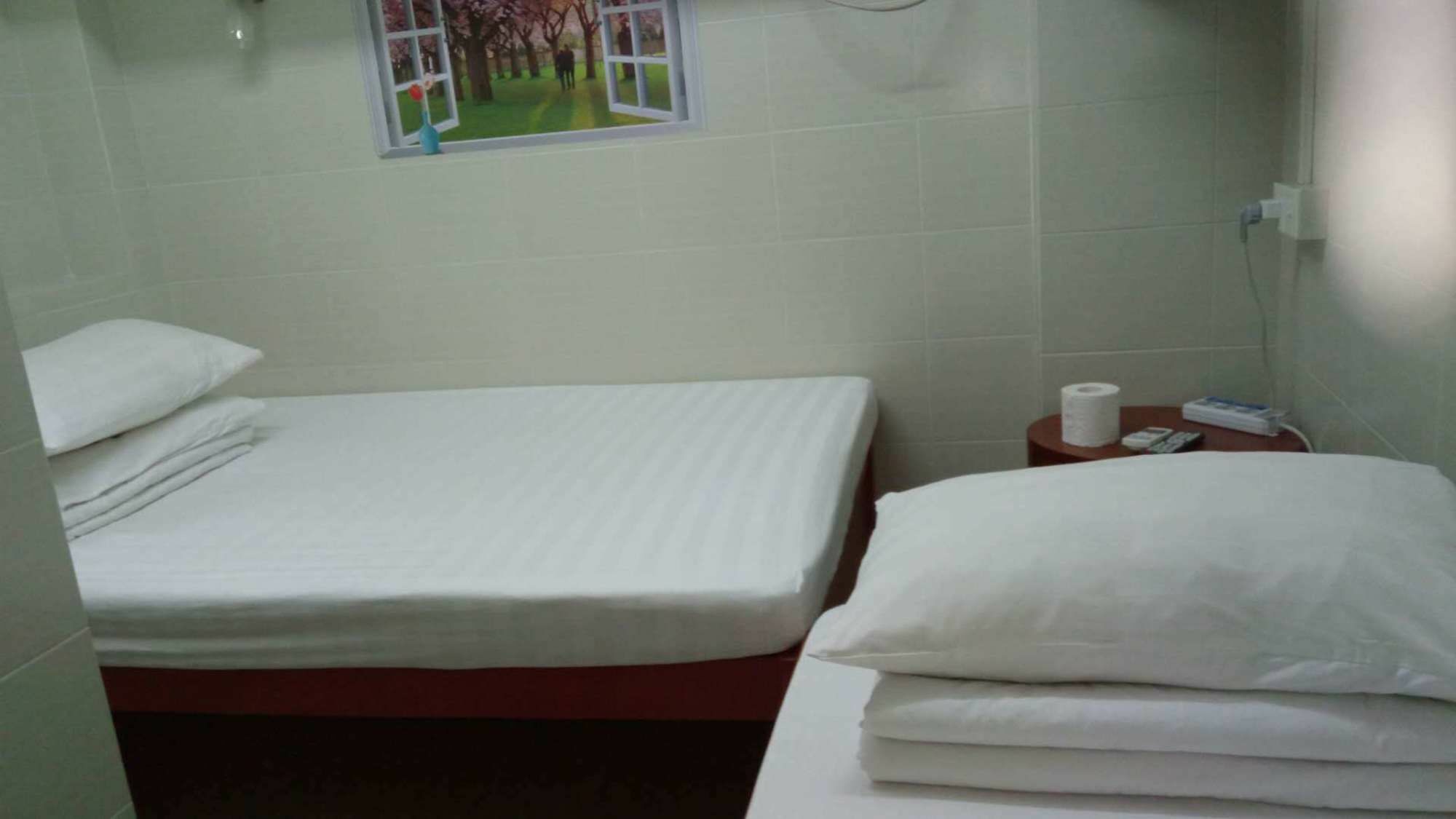 Pearl Premium Guest House Hong Kong Exterior photo